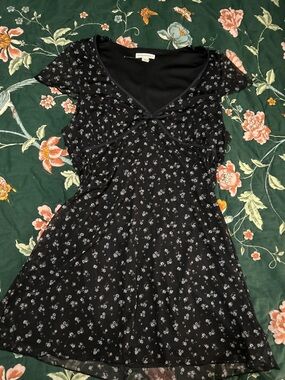Soprano Black Floral Fit-and-Flare Dress